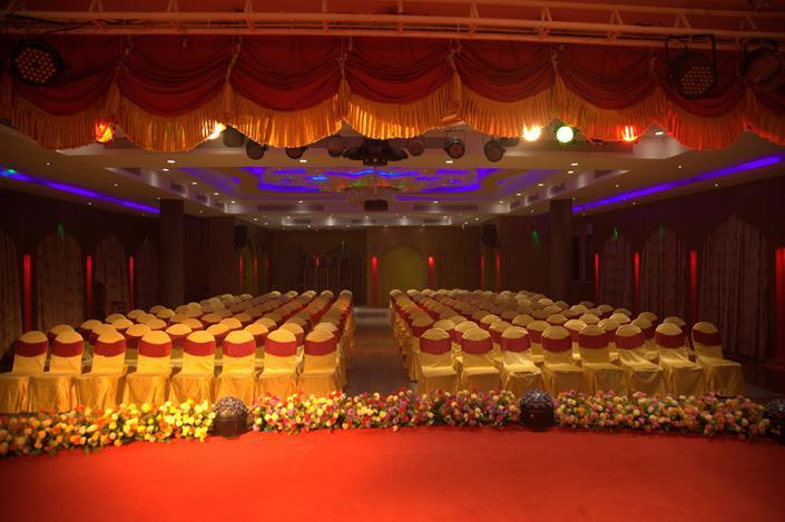Hotel Hiton Perintalmanna Ngoại thất bức ảnh
